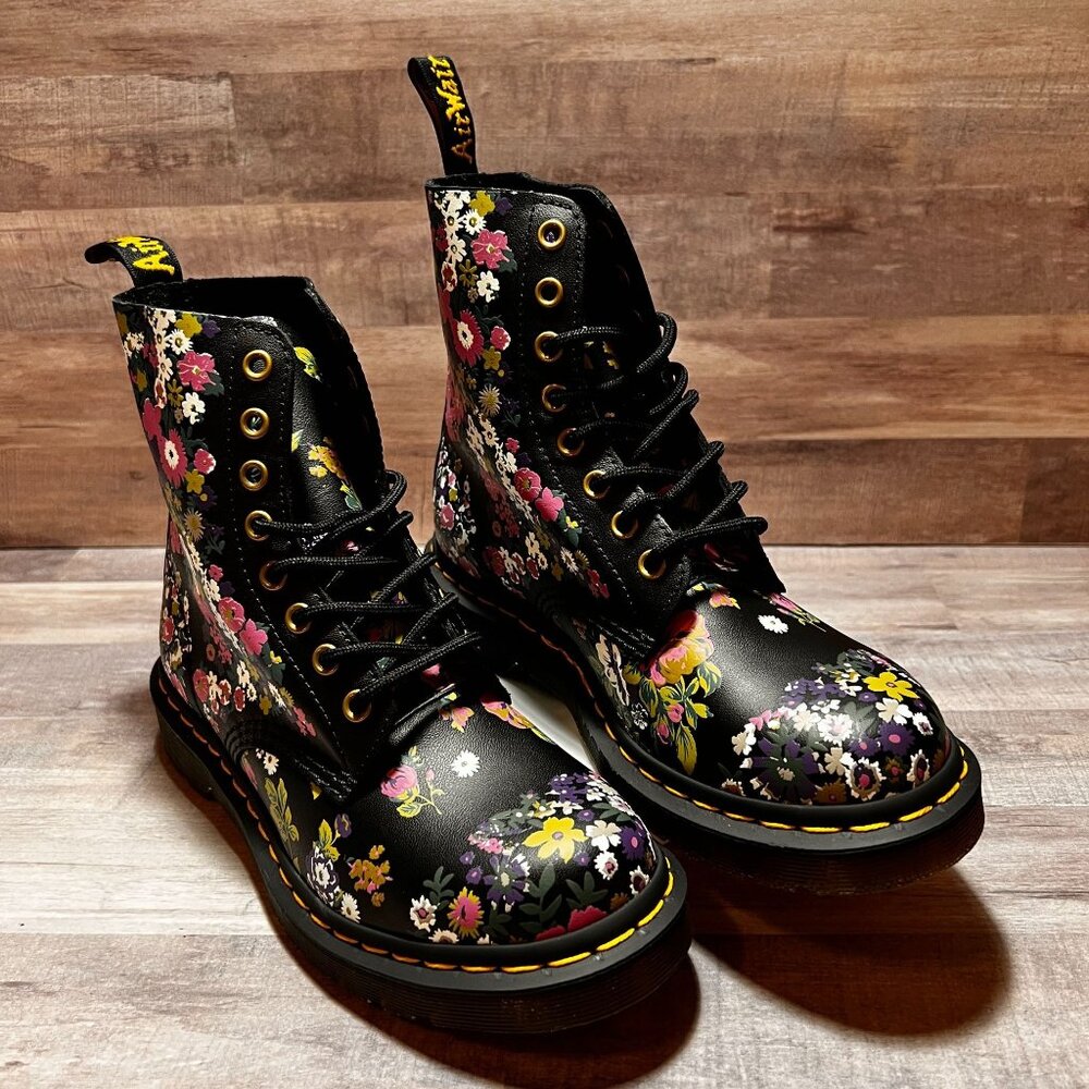 Dr. Martens Womens 1460 Pascal Floral Mash Up Leather Boots Size 6 Lace Up